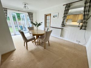 Dining Room- click for photo gallery